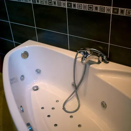 D'hotes Dans Maison De Caractere Bed & Breakfast *